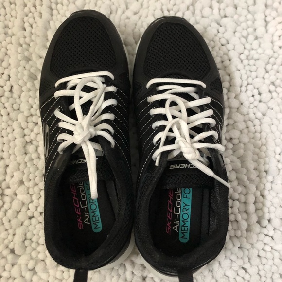 Skechers Shoes - Sketchers air cool memory foam tennis
